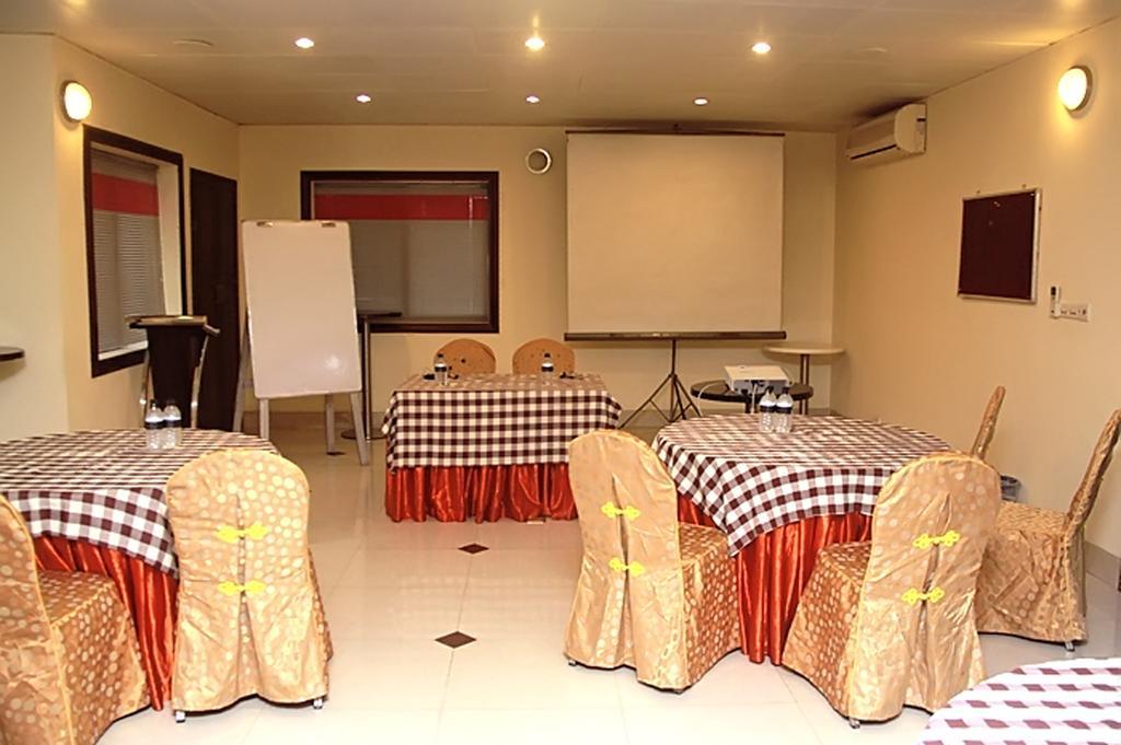 Hotel Swiss Garden Dhaka Bagian luar foto
